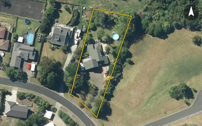 15 Laingfield Terrace