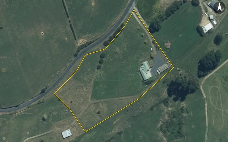 1090 Rangiatea Road