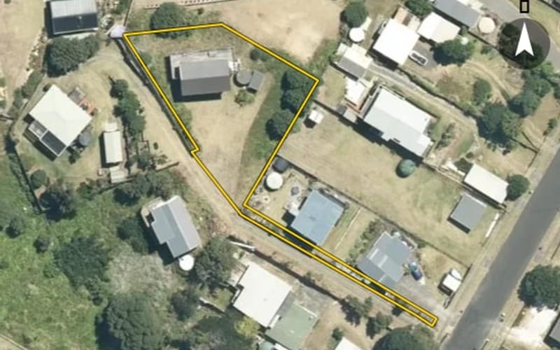11 Westside Road
