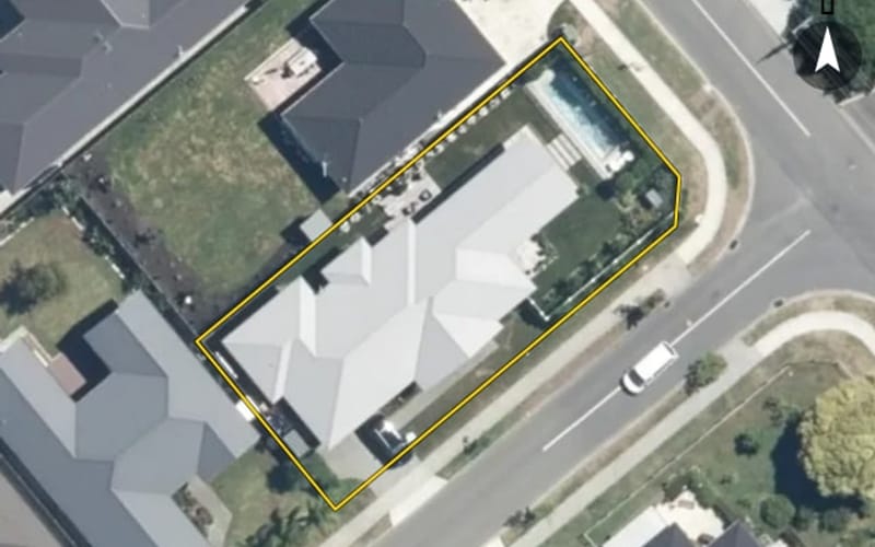 2 McKay Close