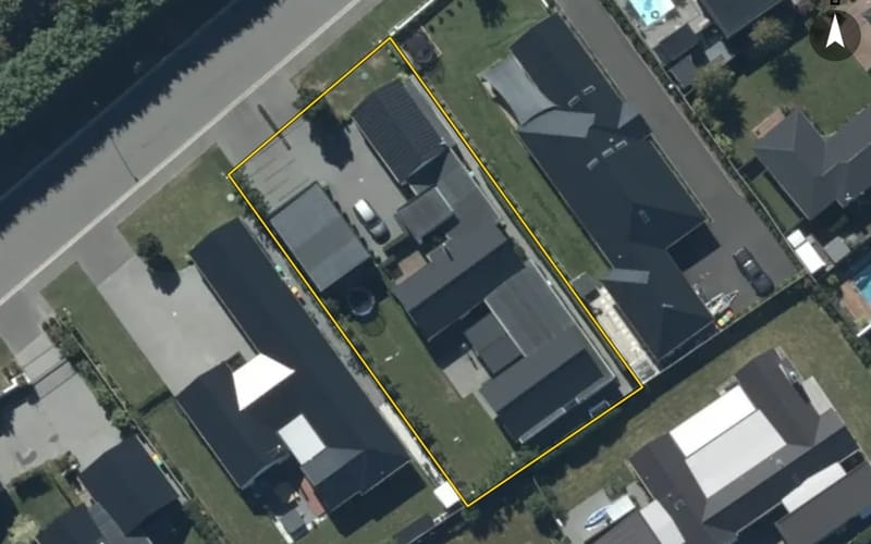 11 Ashford Avenue