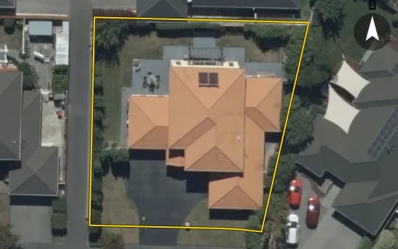 12 Donovan Place