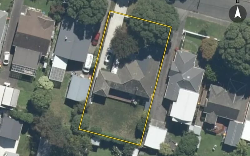 22 Thornycroft Avenue
