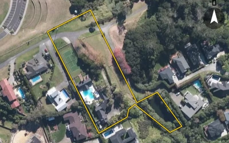 211 Schnapper Rock Road