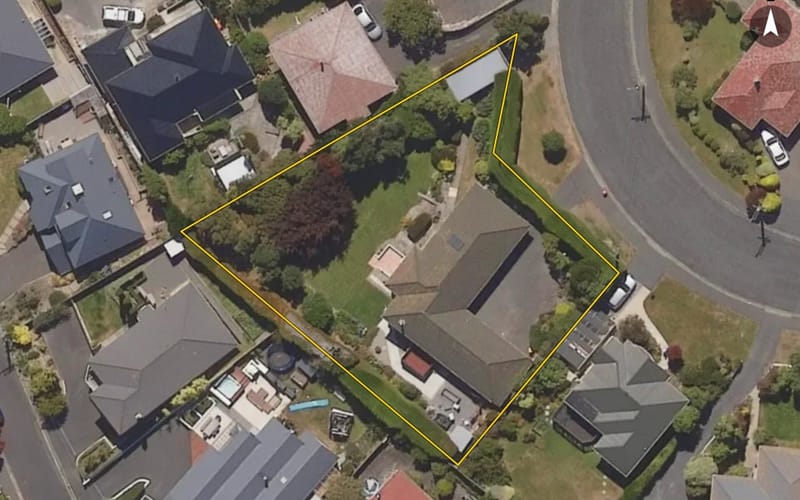26 Dunrobin Street