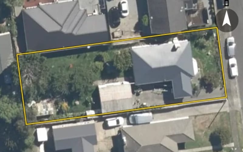 10 Robertson Street