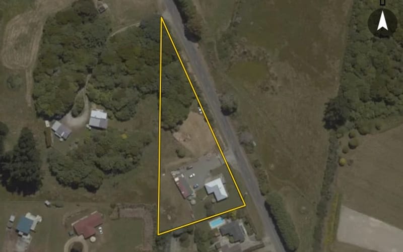 586 Niagara Waikawa Road