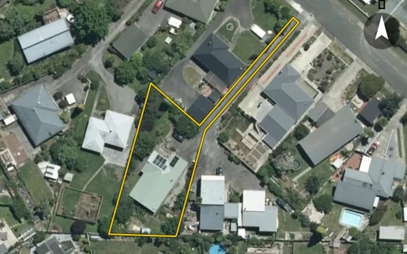 17A Cawthron Crescent