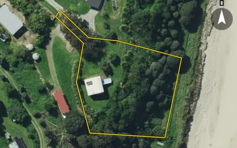 586 Waihau Road