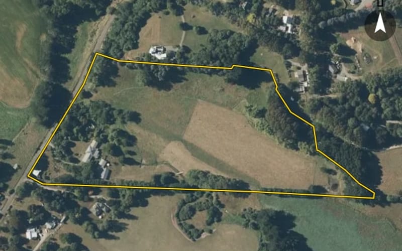 16 Burnetts Road