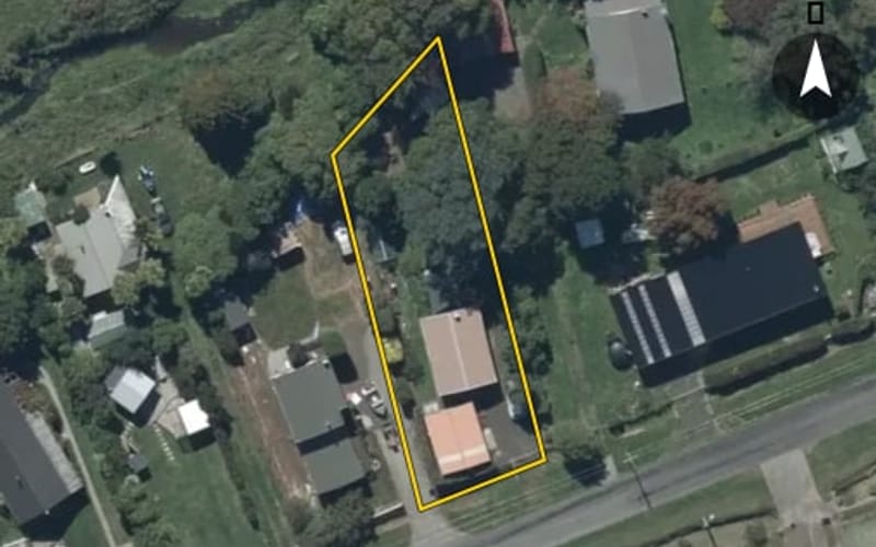 585 Little Akaloa Road