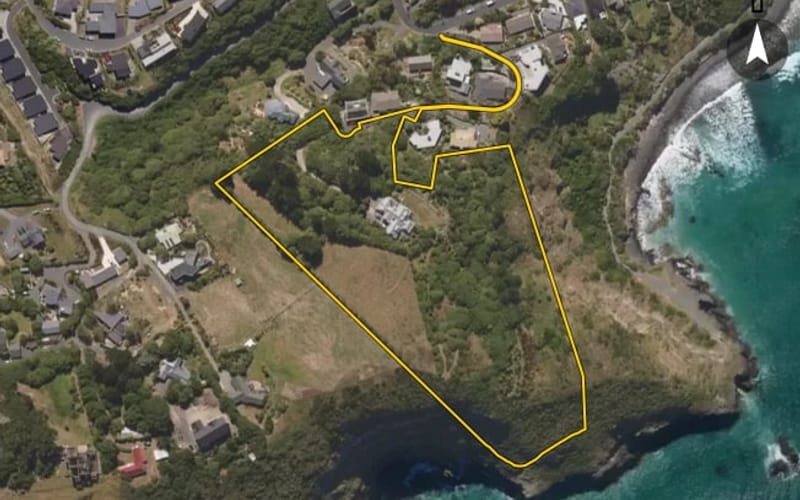 77 Cliffs Road