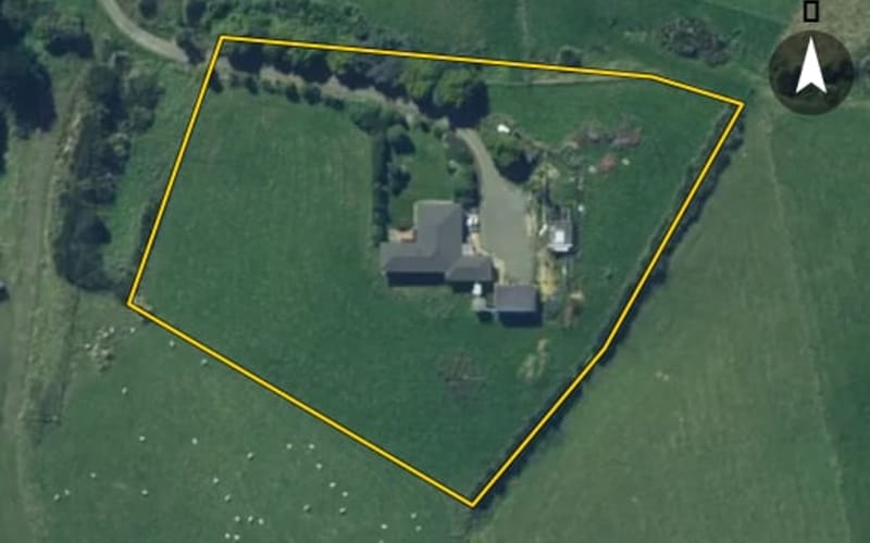 85 Tihaka Beach Road