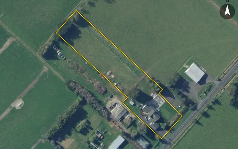 1228 Centre Road