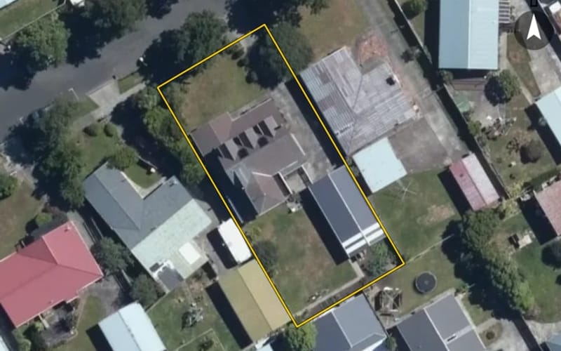 22 Raglan Avenue