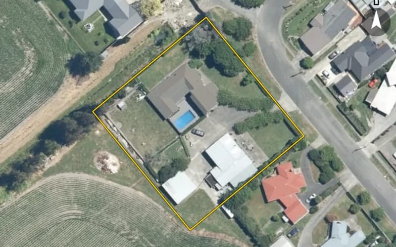 1110 Oliphant Road