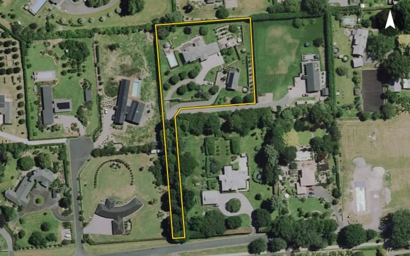 22 Riverglade Drive