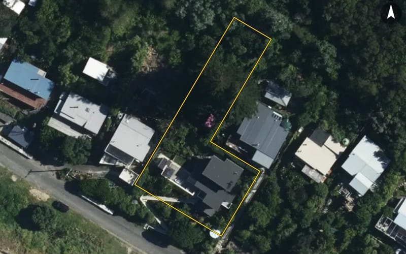 53 Makorori Beach Road