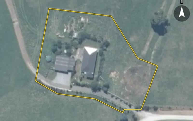 12 Loop Road