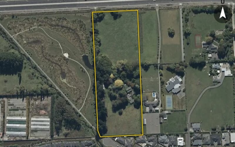 224 Queen Elizabeth II Drive