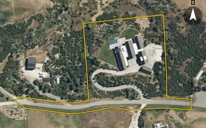28 Jane Williams Place