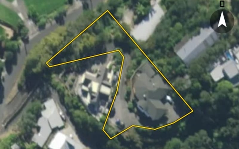 8 Dundas Road