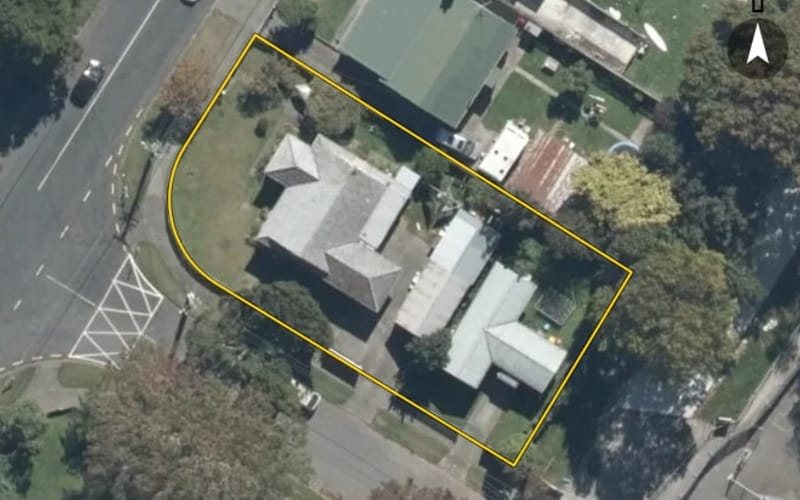 100 Molesworth Street