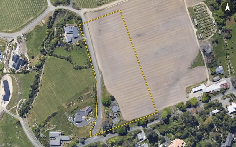 97 Bronte Road East