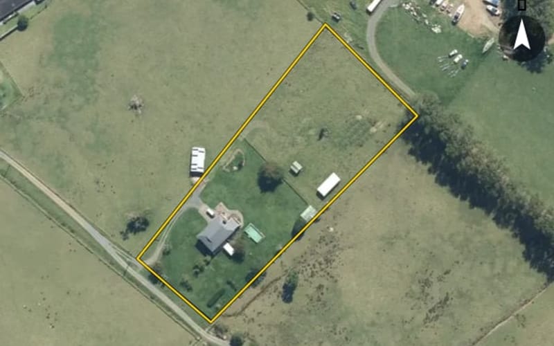 32 Kawakawa Bay Coast Road