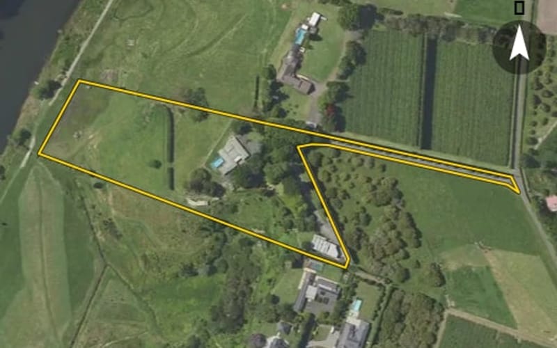 3 Kelston Way
