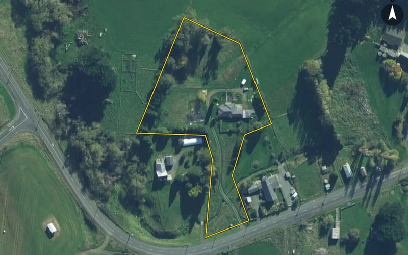 2272 Ohai Clifden Highway