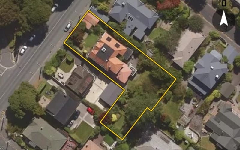 372 Highgate
