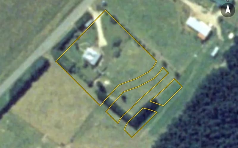 1395 Livingstone-Duntroon Road