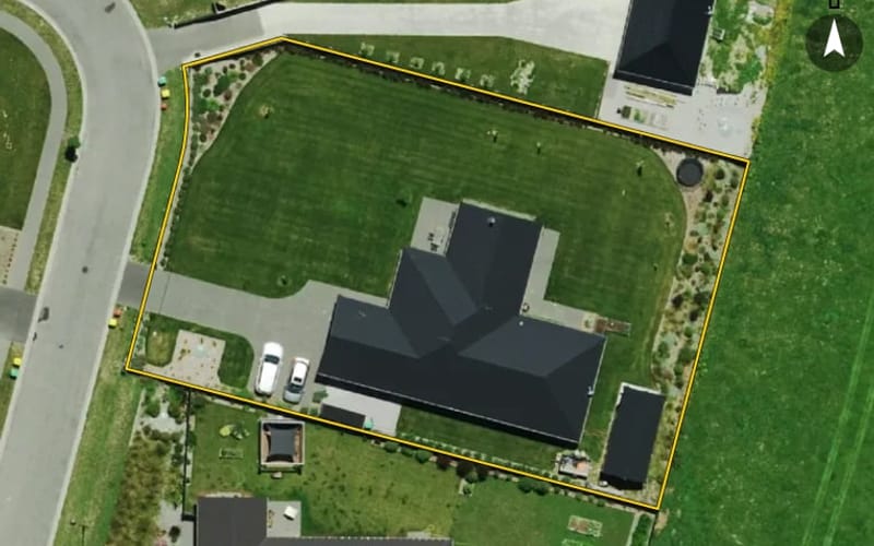 9 Merino Crescent