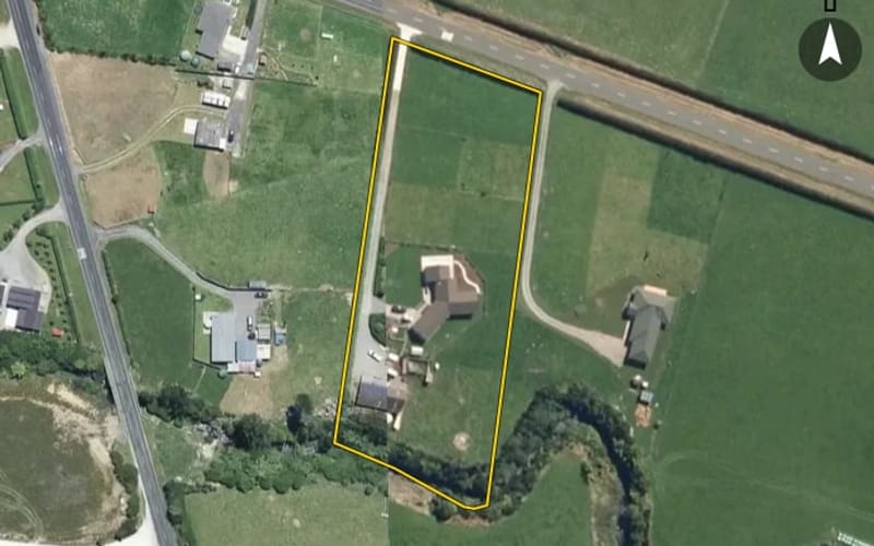 469 Pembroke Road West