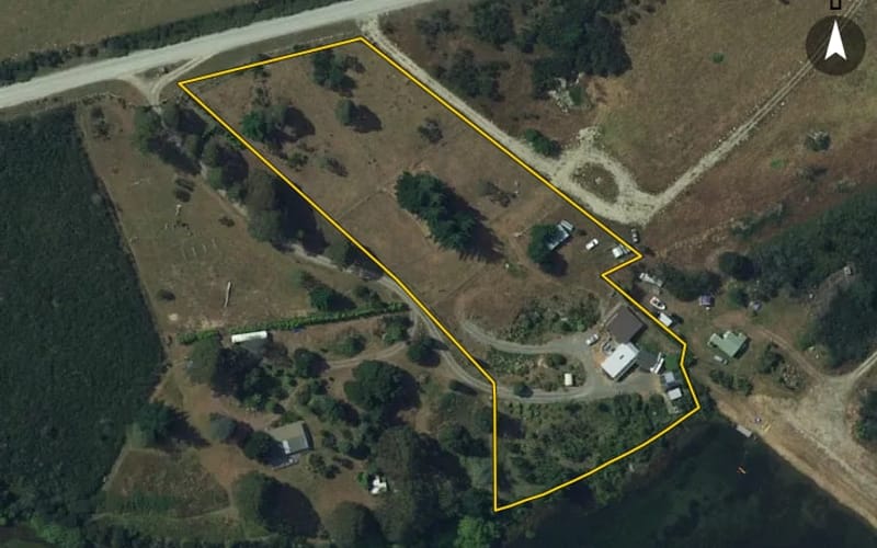 759A Lake Monowai Road