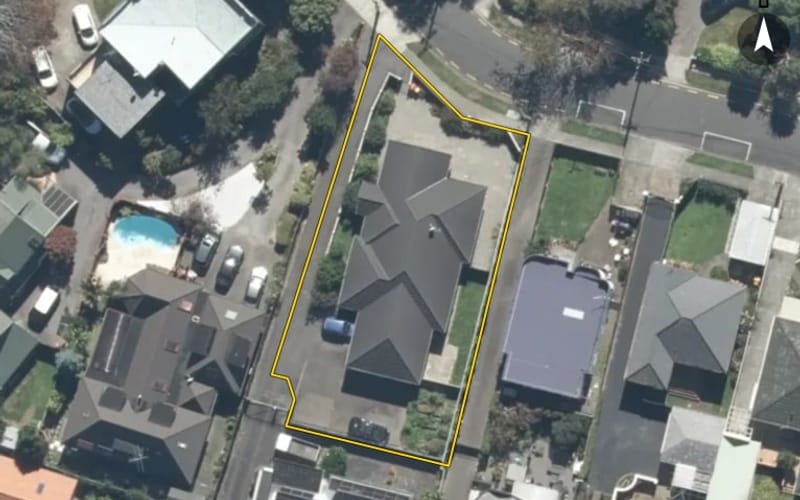 6 Marina Grove