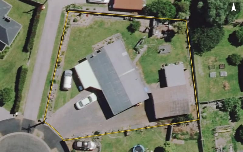 16 Panair Crescent