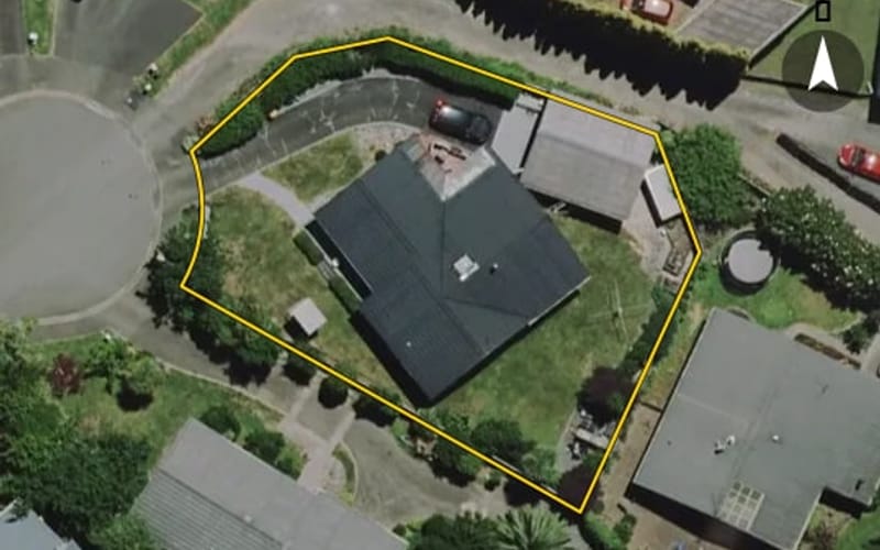 8 Lorraine Place