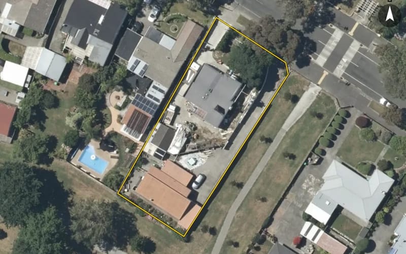 32 Tom Parker Avenue