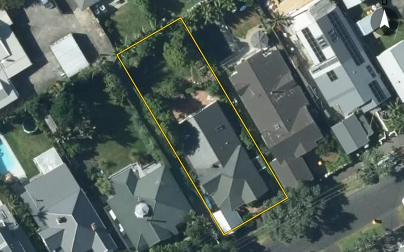 16 Ascot Avenue