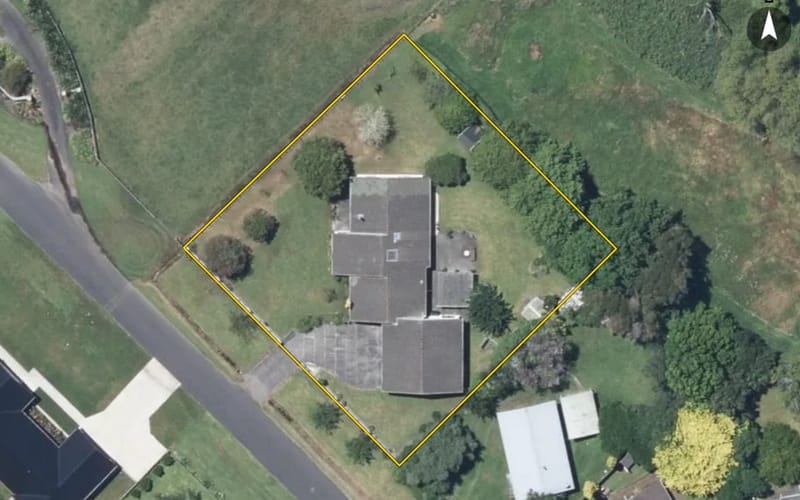 6 Sandcroft Drive