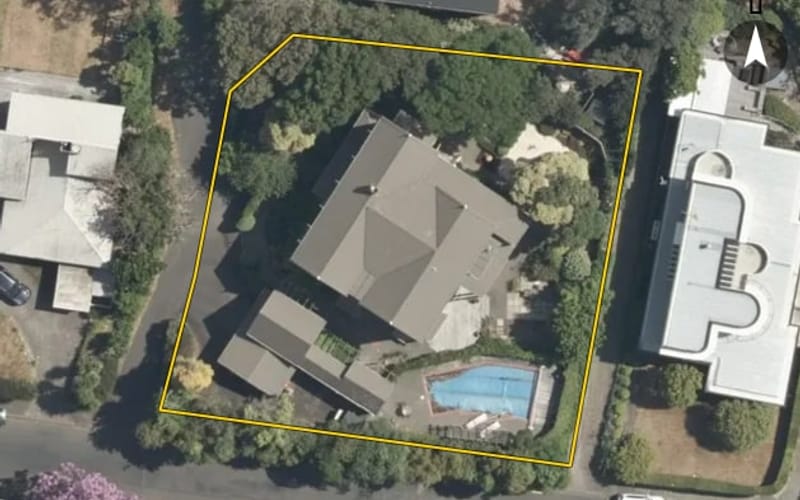 9 Lighthouse Road