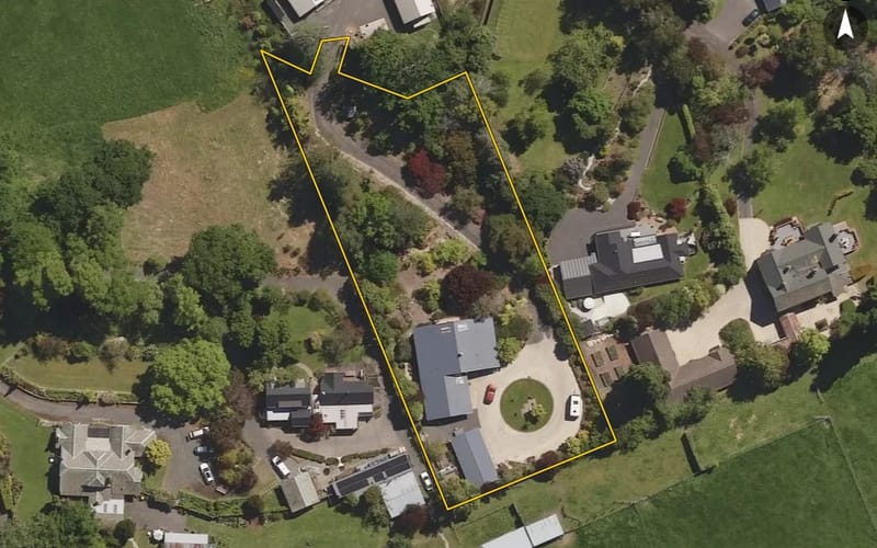 109 Gladstone Road South