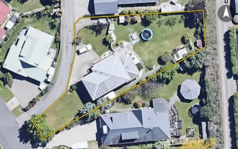 13 Kim Crescent