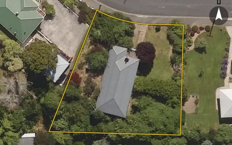 8 Colquhoun Street