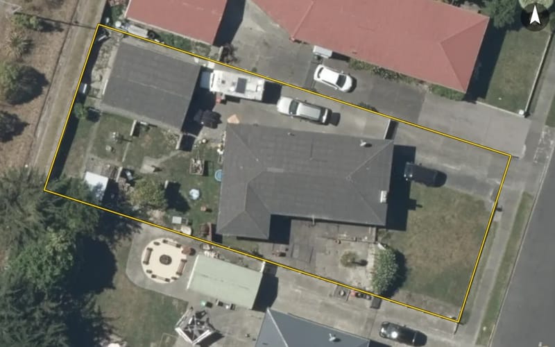 62 Clarence Cox Crescent