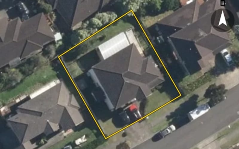 19 Leafield Crescent