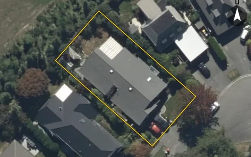 32 Bannister Place