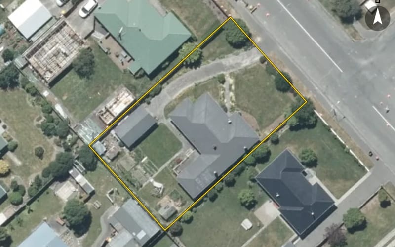 37 Saunders Road